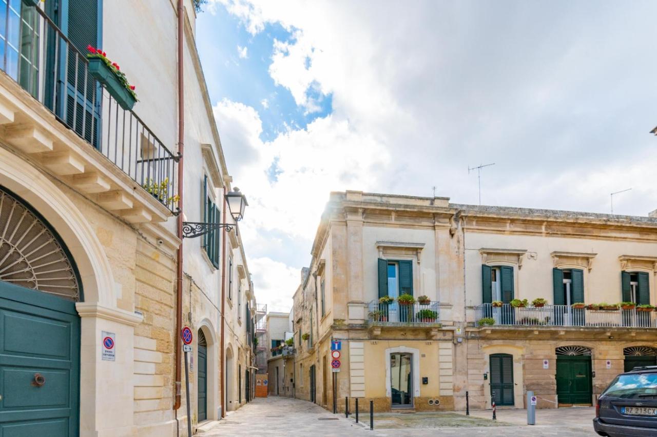 Andrea'S Hotel Lecce Exterior photo